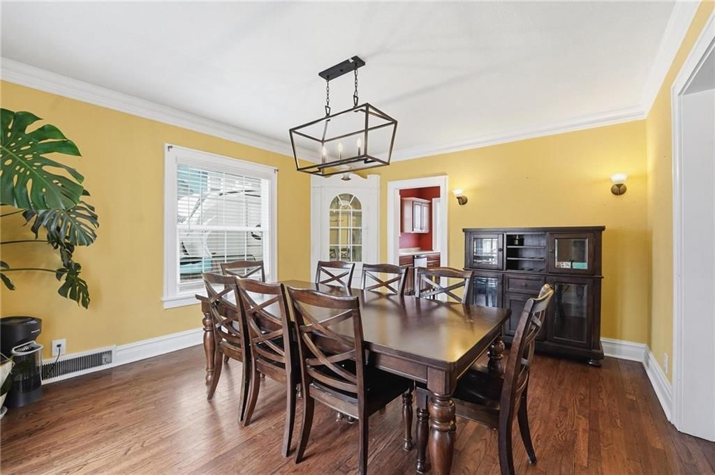 831 S Willow Street — photo 14