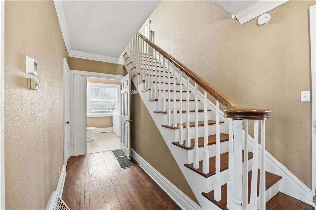 831 S Willow Street — photo 16