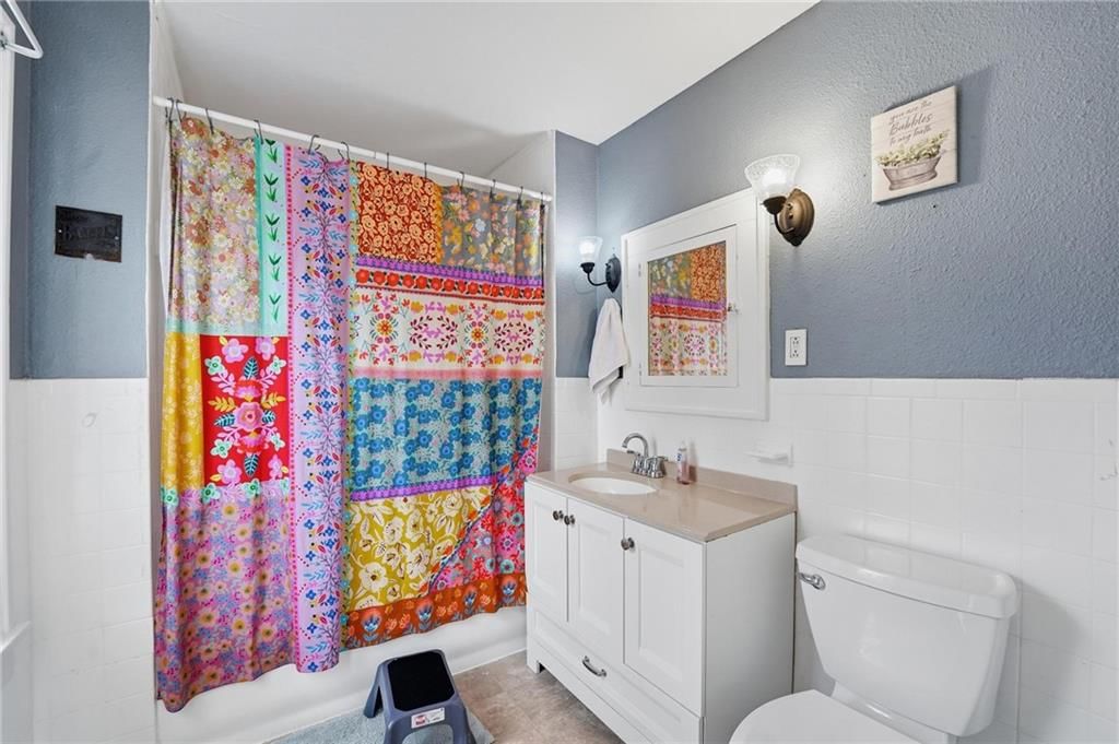 831 S Willow Street — photo 22