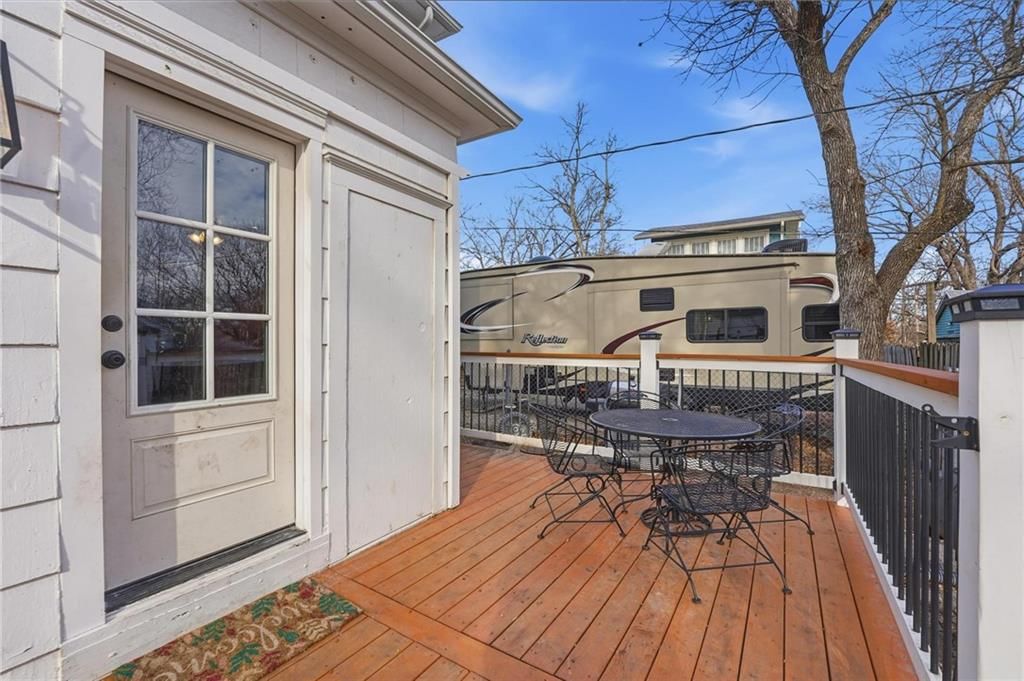 831 S Willow Street — photo 27