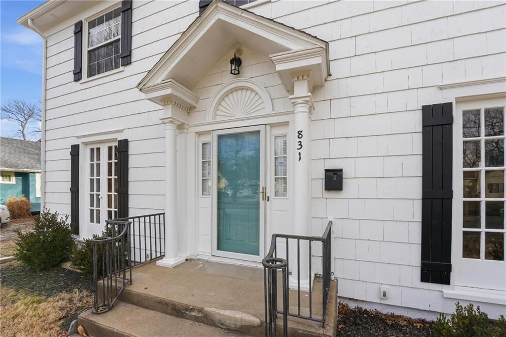 831 S Willow Street — photo 33