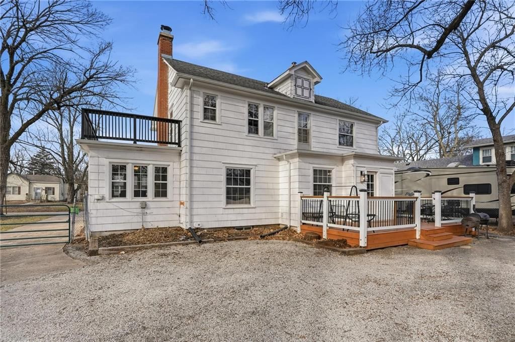831 S Willow Street — photo 36