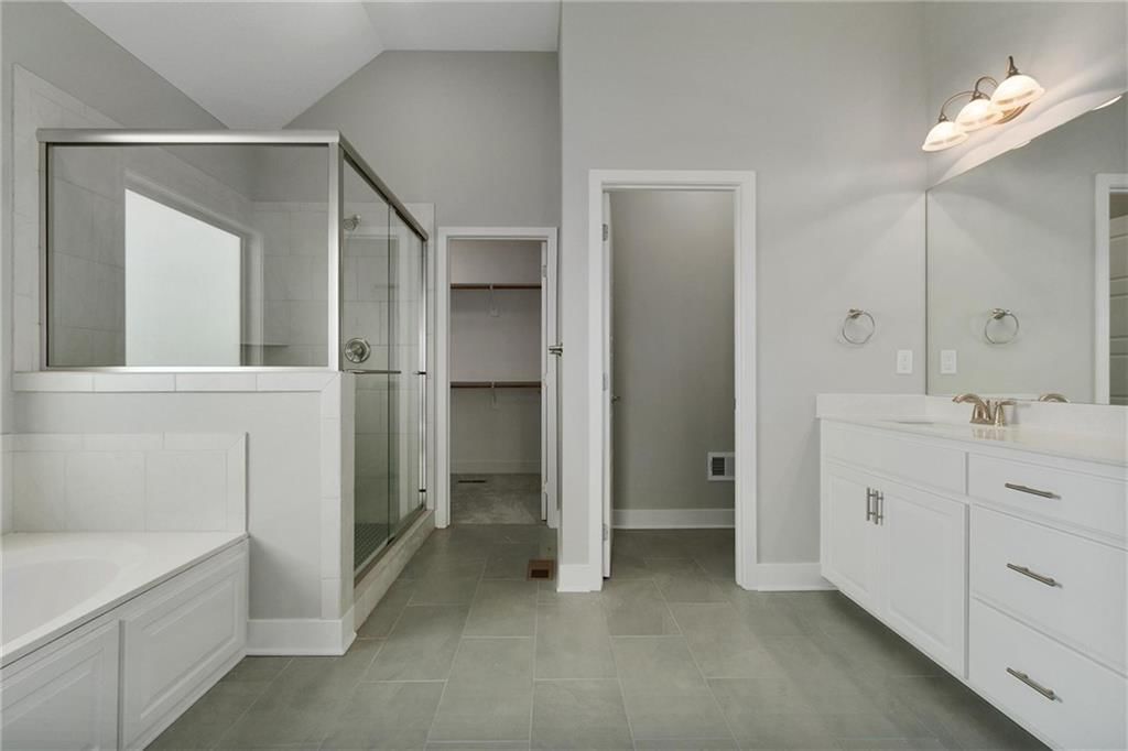 11116 N Bristol Avenue — photo 17