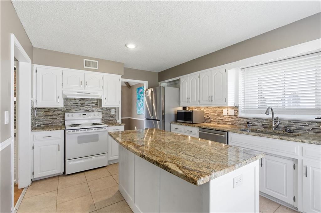 3714 SW Windemere Drive — photo 11