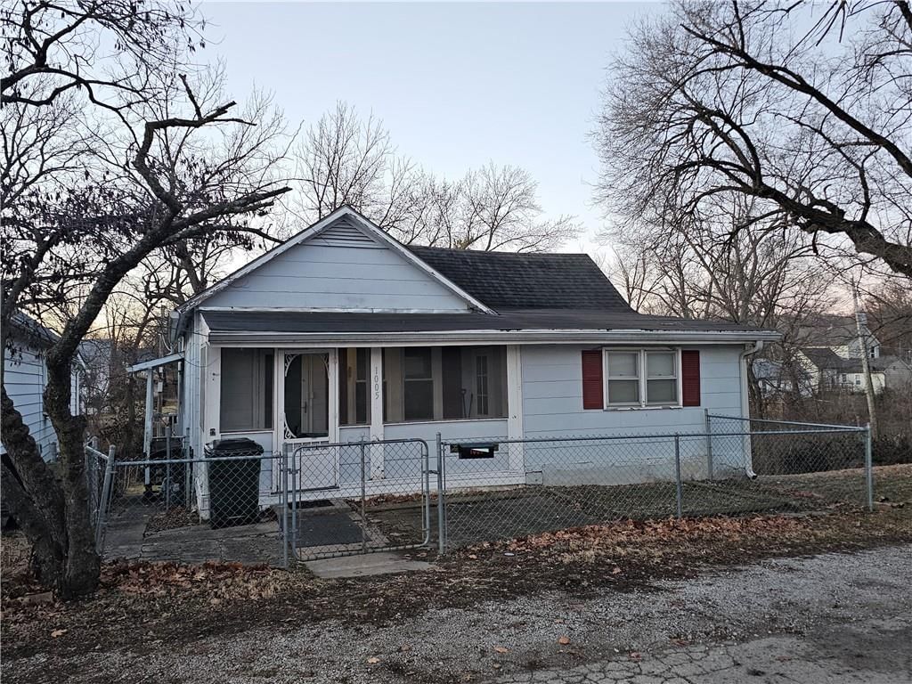 1005 Kenton Street — photo 3