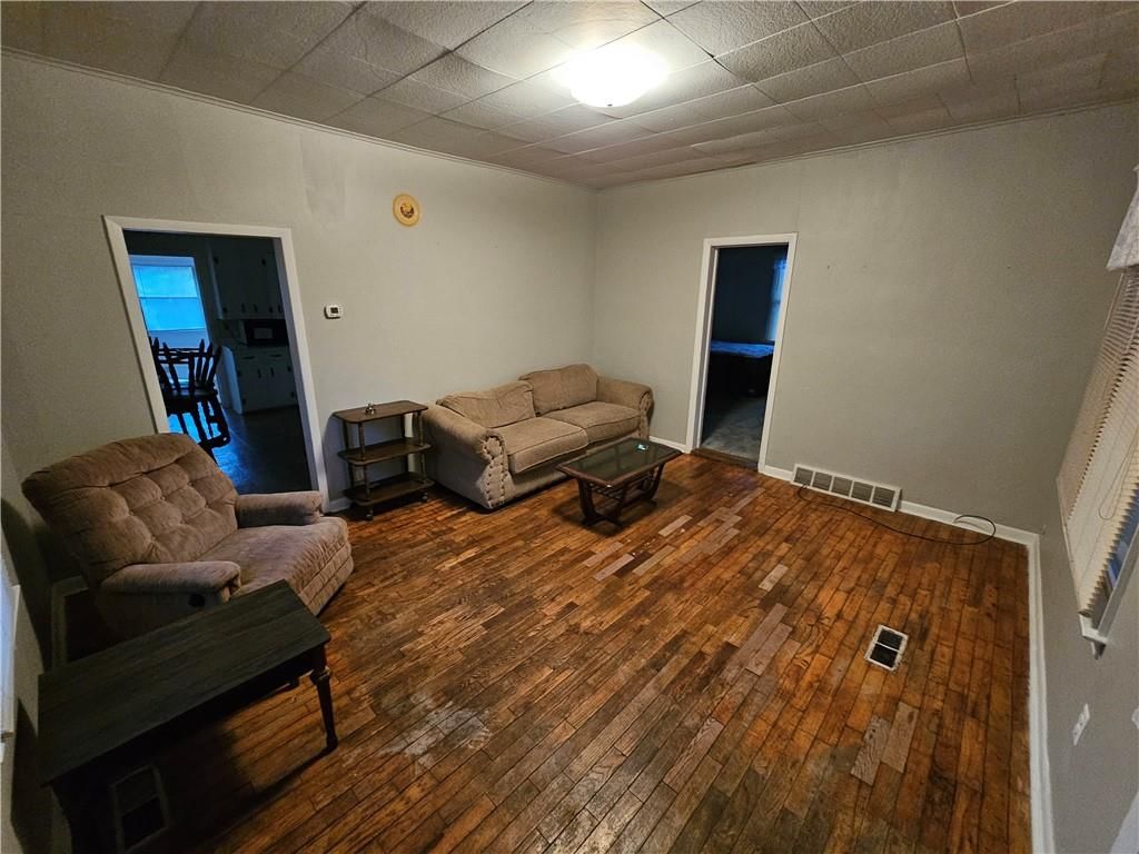 1005 Kenton Street — photo 4
