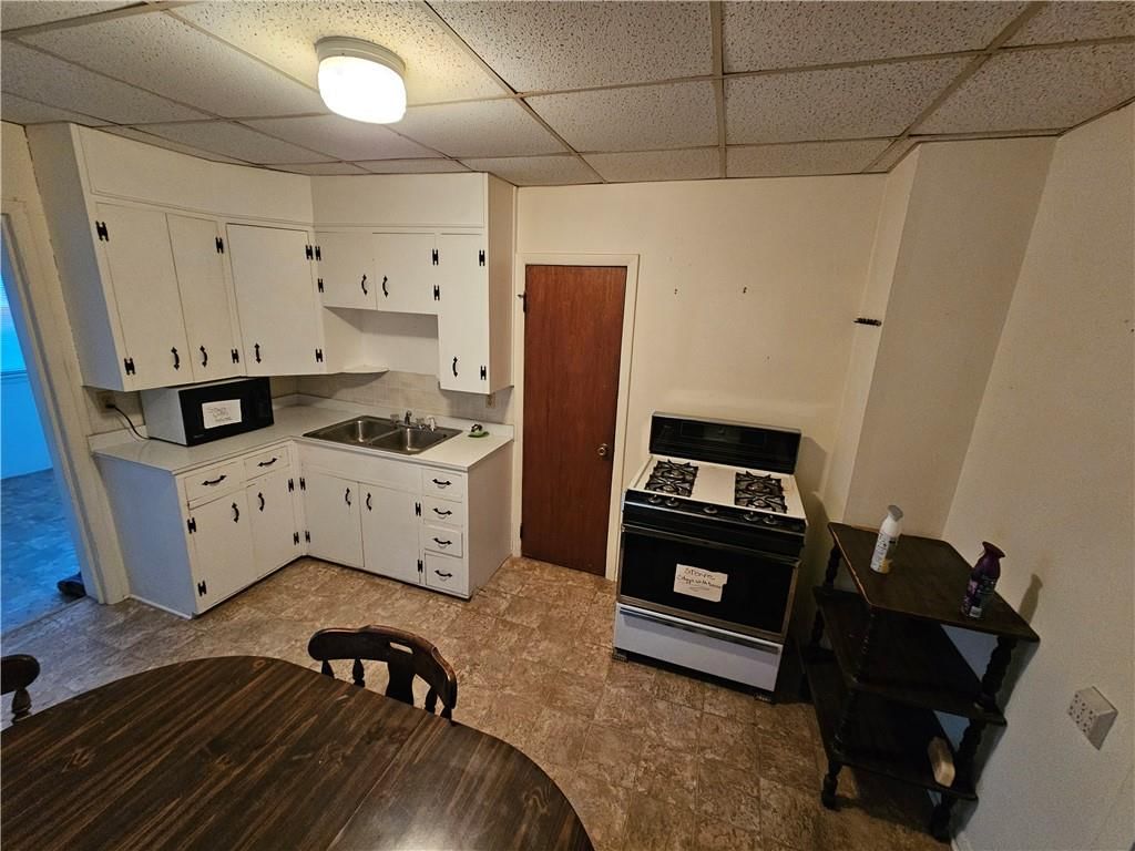 1005 Kenton Street — photo 20