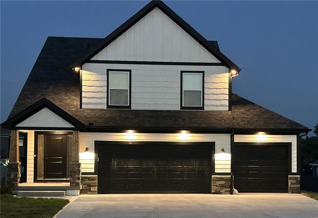 949 N Cottonwood Court — photo 1