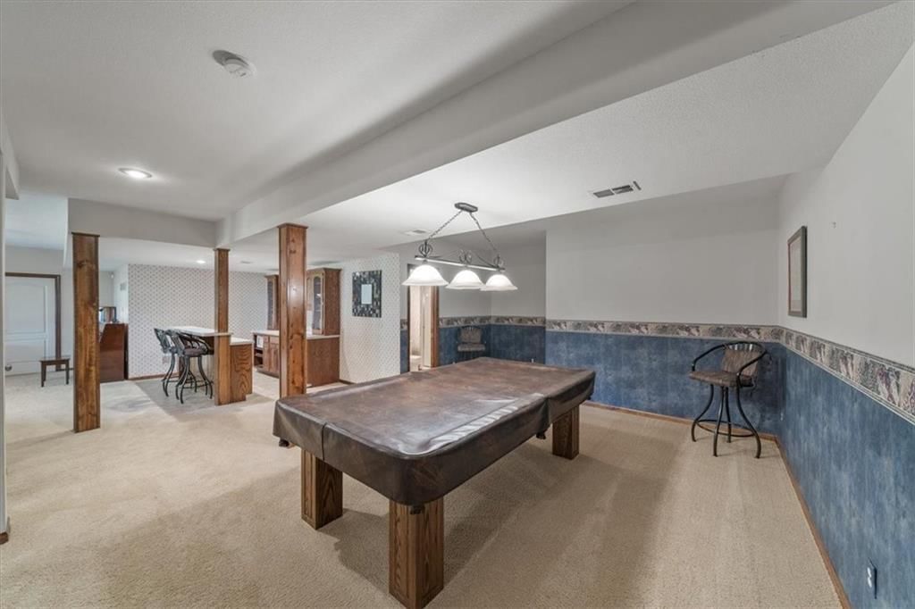 708 NE Lake Pointe Drive — photo 41