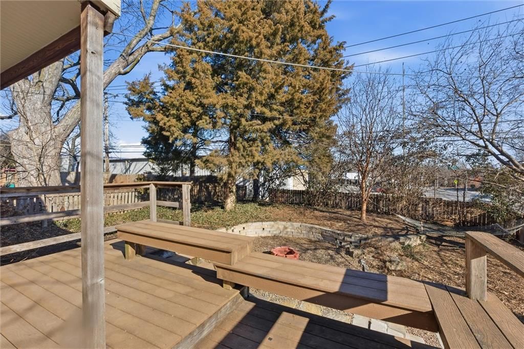 5847 Harrison Street — photo 24