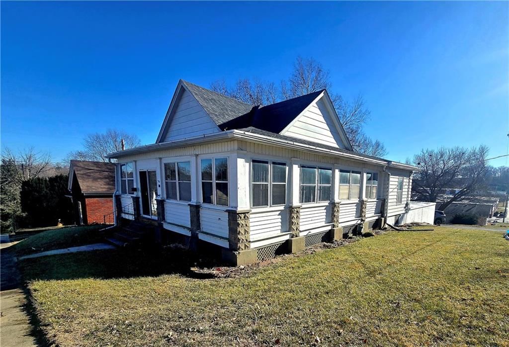 310 W Clay Street, Rock Port, MO