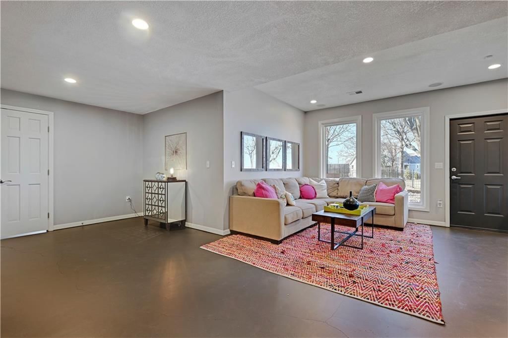 17840 Garnett Street — photo 37