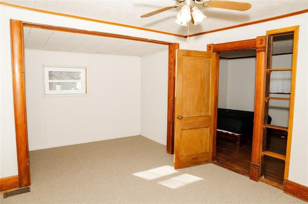 2405 Grand Avenue — photo 4