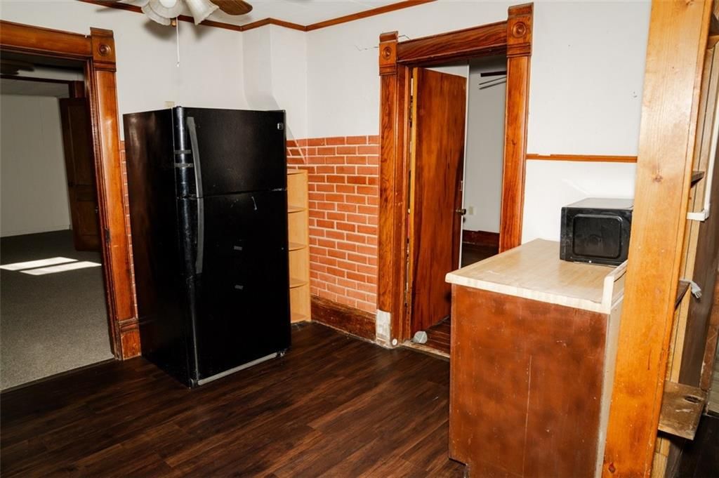 2405 Grand Avenue — photo 15