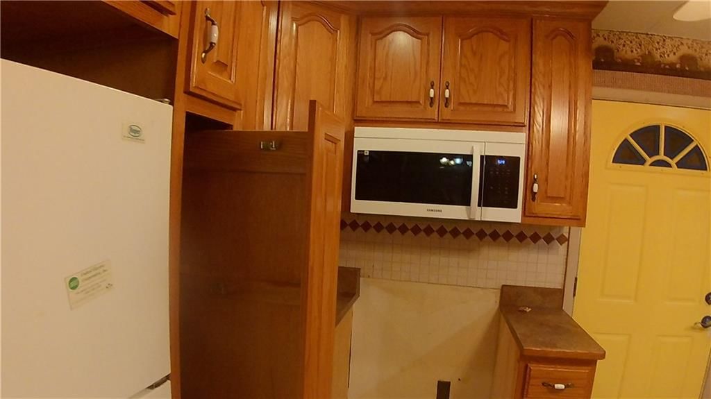 11495 NW Highway 169 N/A — photo 17