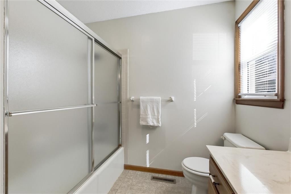 11915 Grandview Street — photo 24