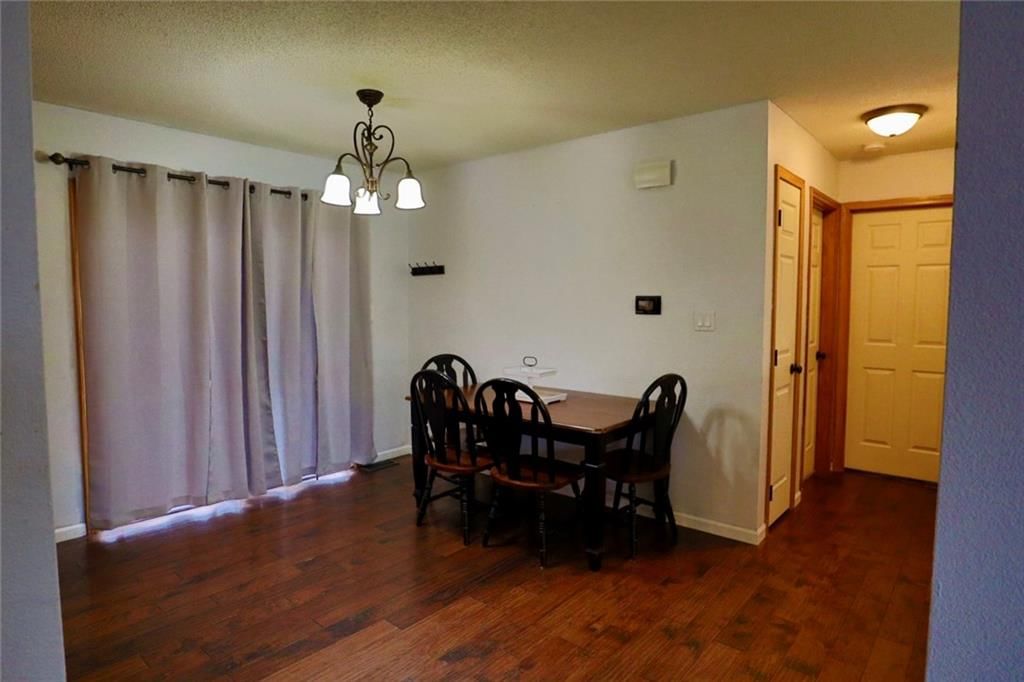 411 College Terrace — photo 5