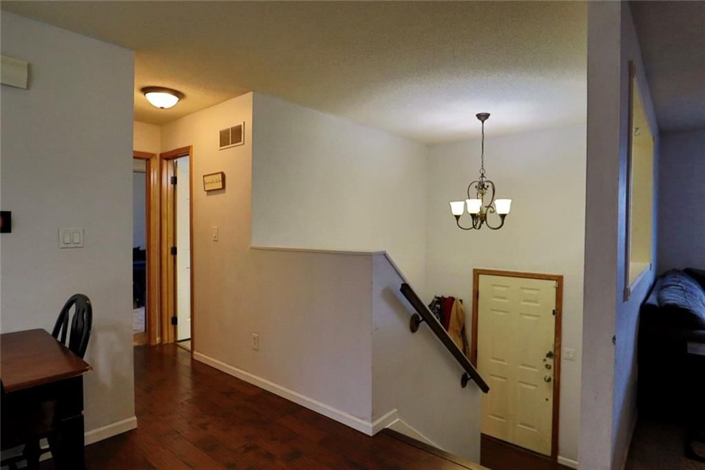 411 College Terrace — photo 8