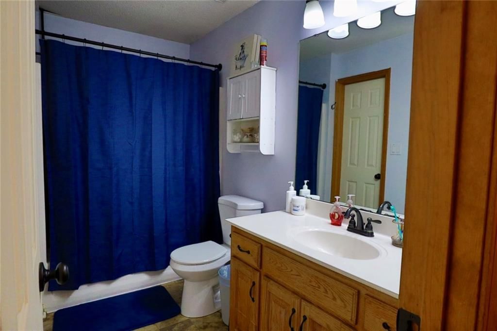 411 College Terrace — photo 11