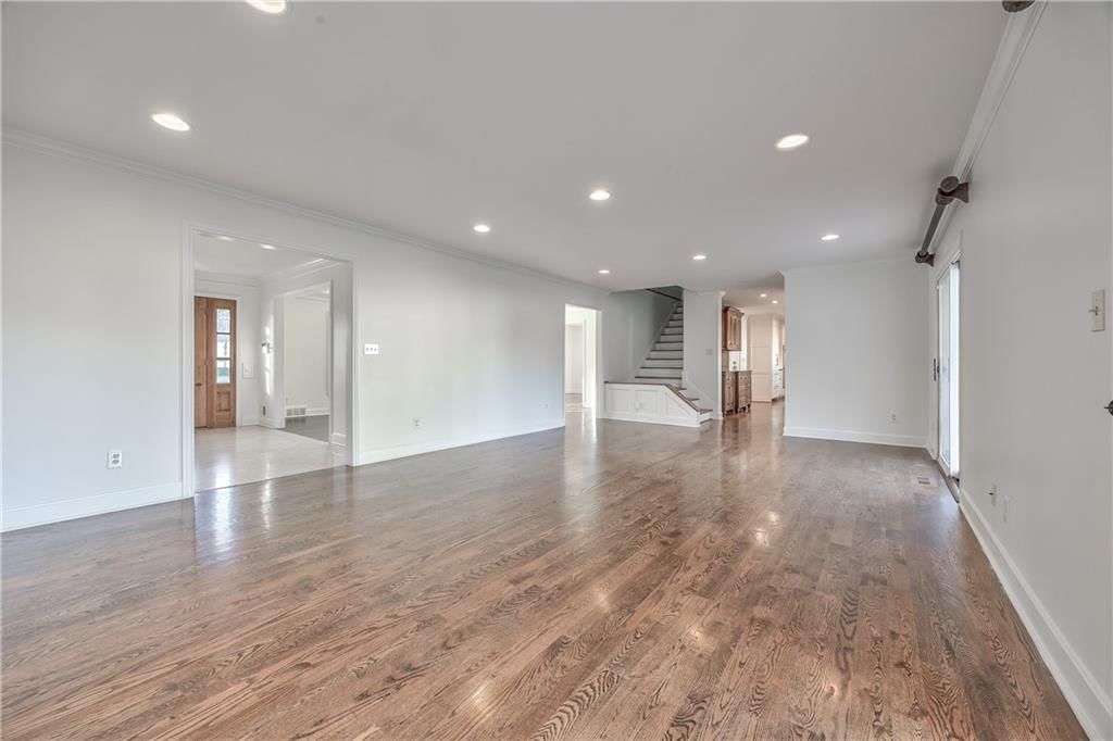 6717 Willow Lane — photo 8