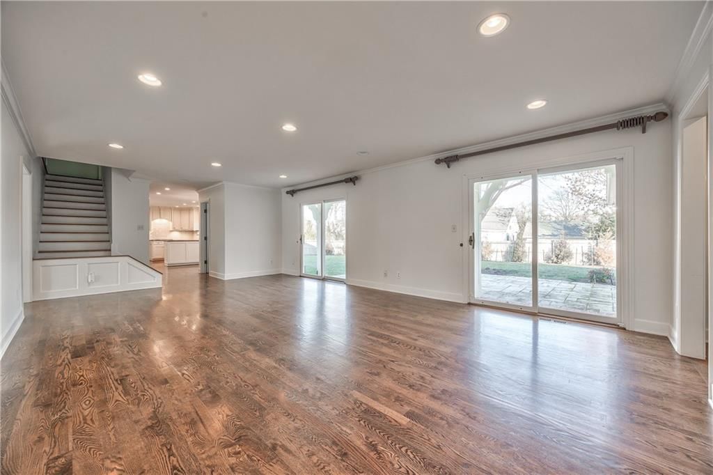 6717 Willow Lane — photo 9