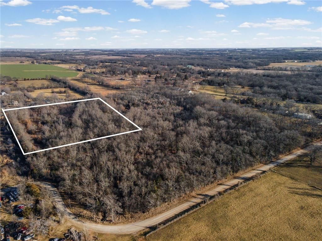 NW Lot E Pine Street — photo 3