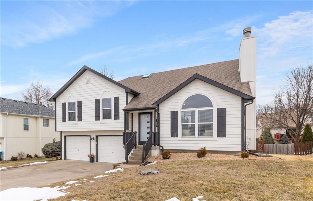 709 Red Maple Drive — photo 3