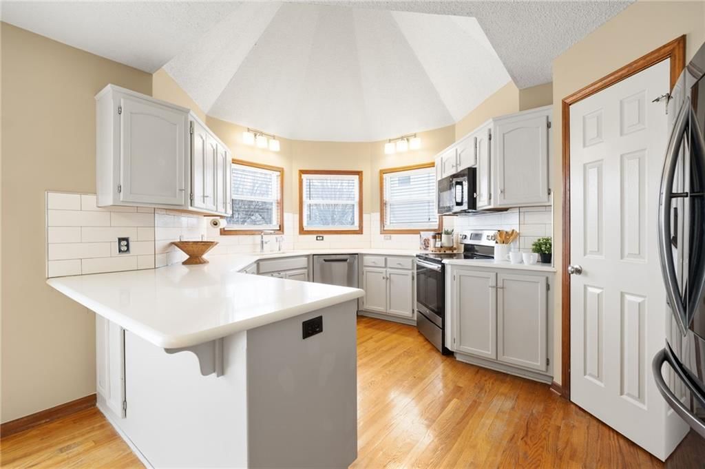 709 Red Maple Drive — photo 11