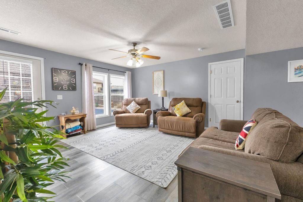 2214 Pike Street — photo 31