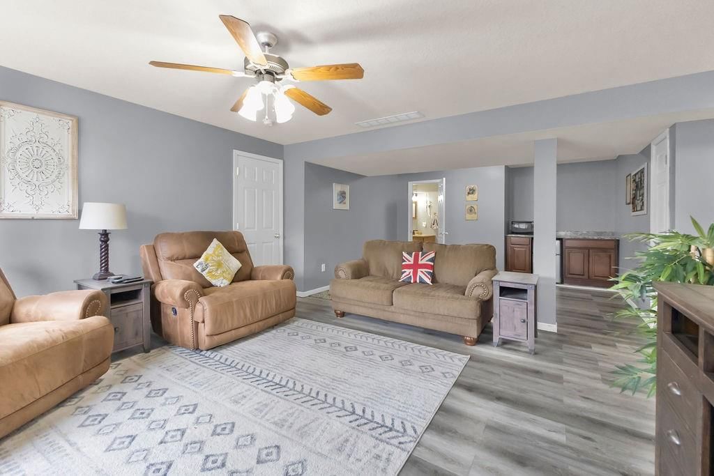 2214 Pike Street — photo 32