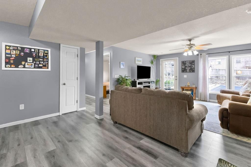 2214 Pike Street — photo 33