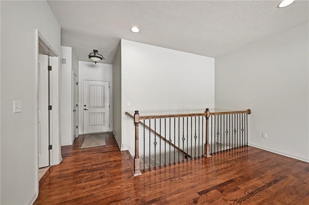 217 Ashmont Drive — photo 6