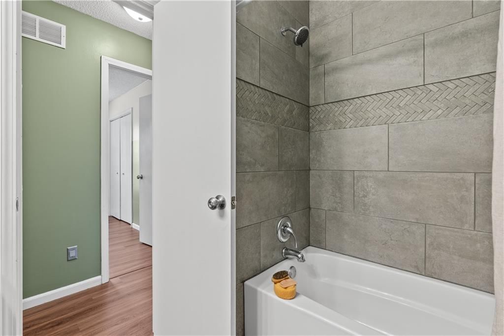 2617 NW Richard Drive — photo 23