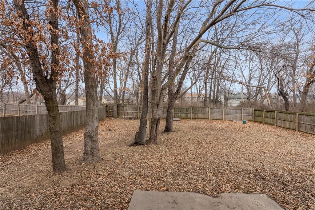 2617 NW Richard Drive — photo 26