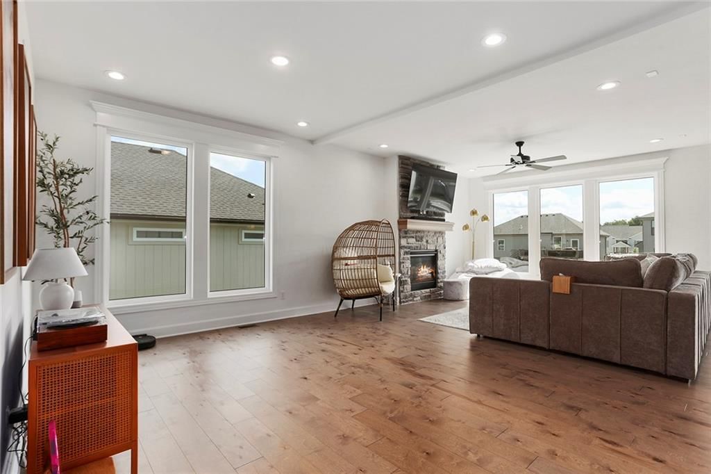 601 SW Meadowood Drive — photo 5