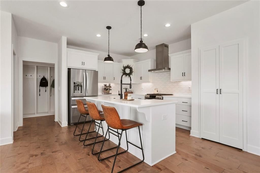 601 SW Meadowood Drive — photo 13