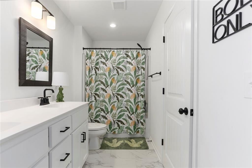 601 SW Meadowood Drive — photo 36