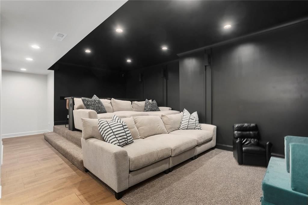 601 SW Meadowood Drive — photo 43