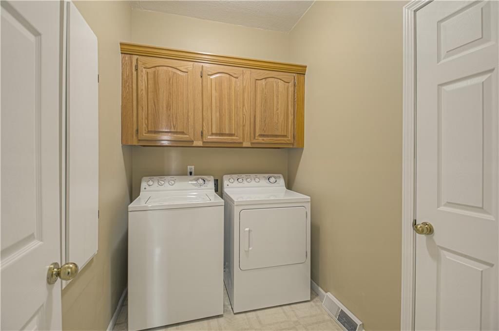921 S Denman Avenue — photo 23