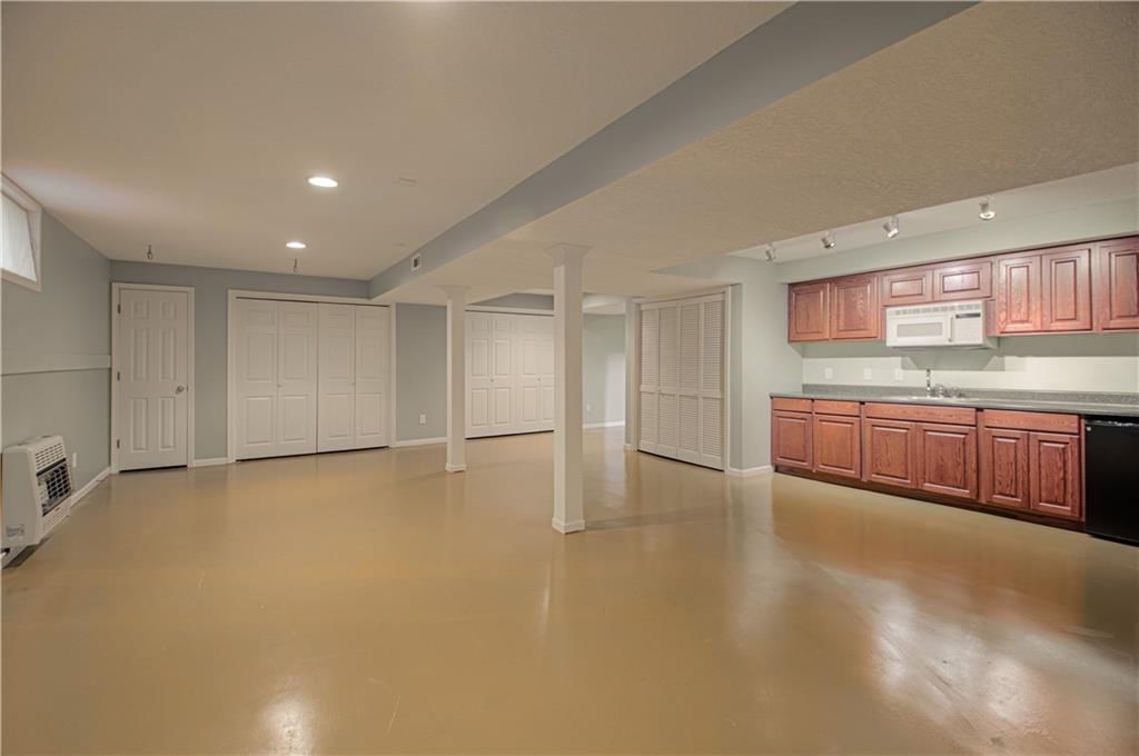 921 S Denman Avenue — photo 26