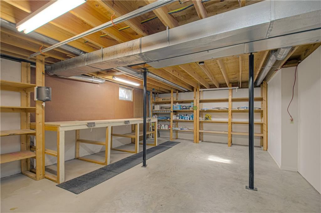 921 S Denman Avenue — photo 31