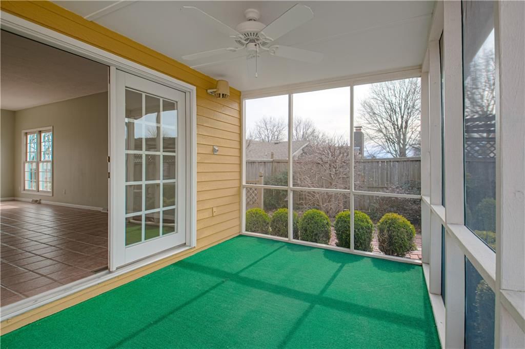 921 S Denman Avenue — photo 34