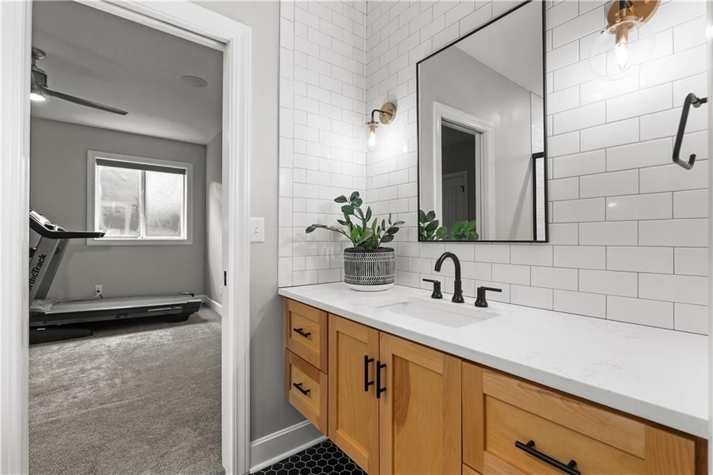917 Longview Park Drive — photo 25