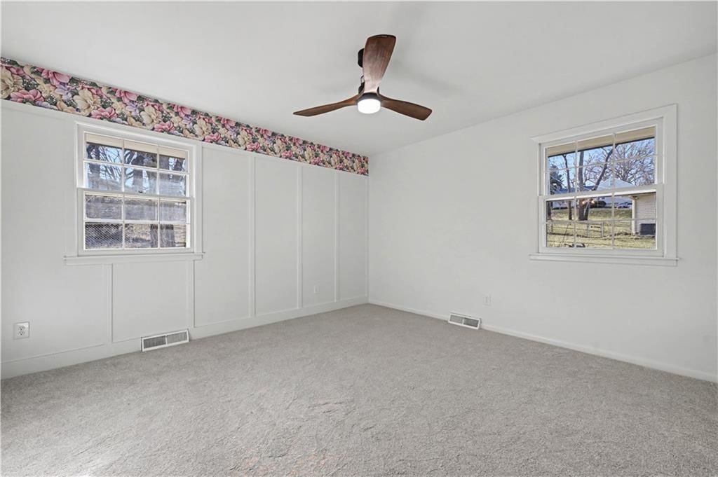5719 Farley Street — photo 11