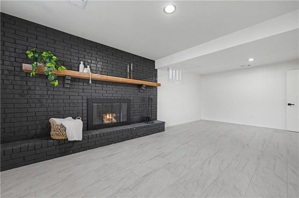 5719 Farley Street — photo 21