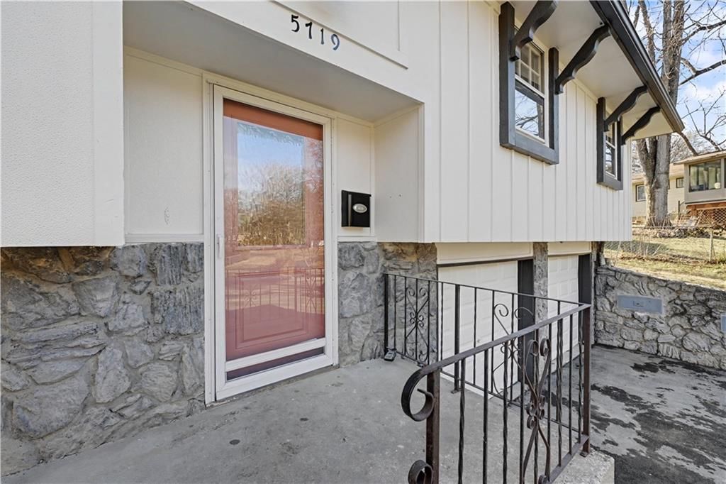5719 Farley Street — photo 30