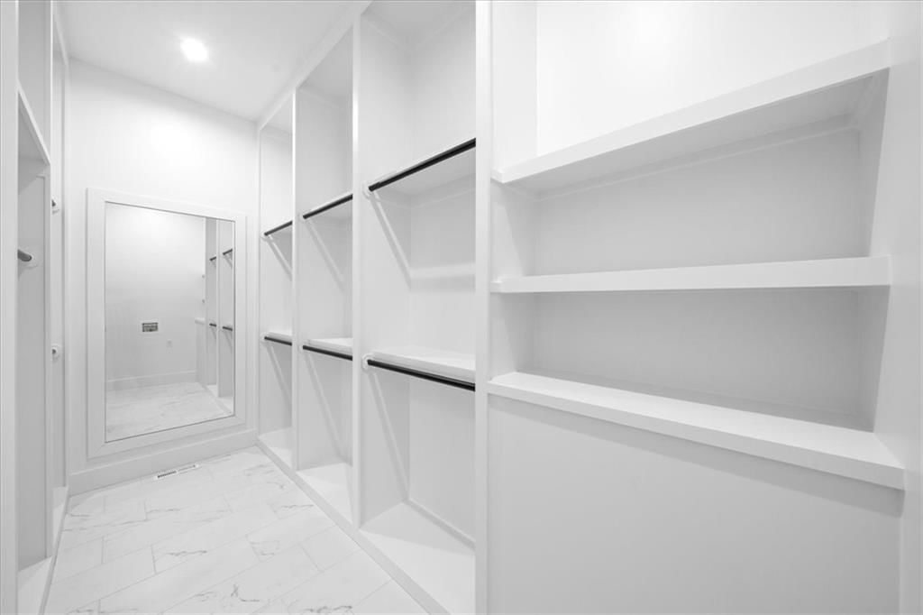 720 NE Lone Hill Drive — photo 21