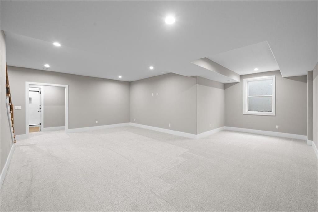 720 NE Lone Hill Drive — photo 28