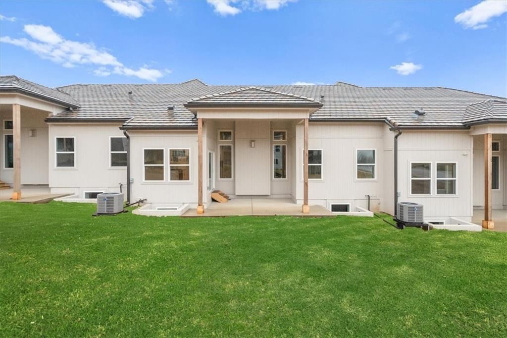 720 NE Lone Hill Drive — photo 34