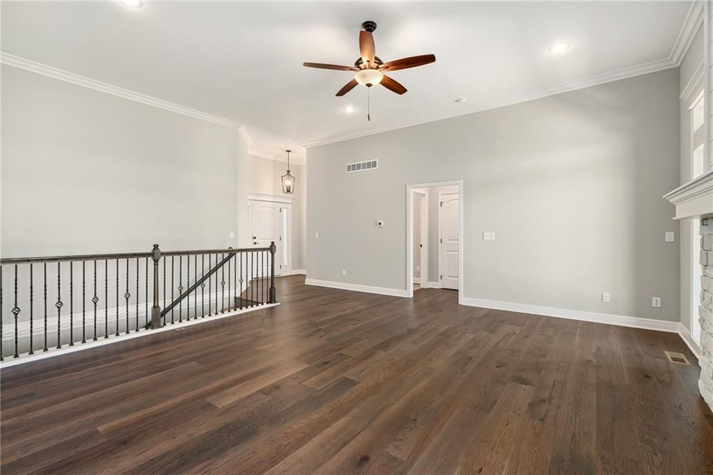 10216 N Winchester Avenue — photo 10